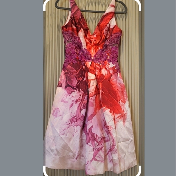 ML Monique Lhuillier Pink Petal Print Dress - Picture 2 of 3